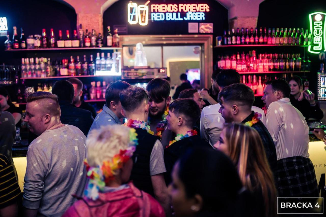 50 People Bis Apartment Krakow Dış mekan fotoğraf